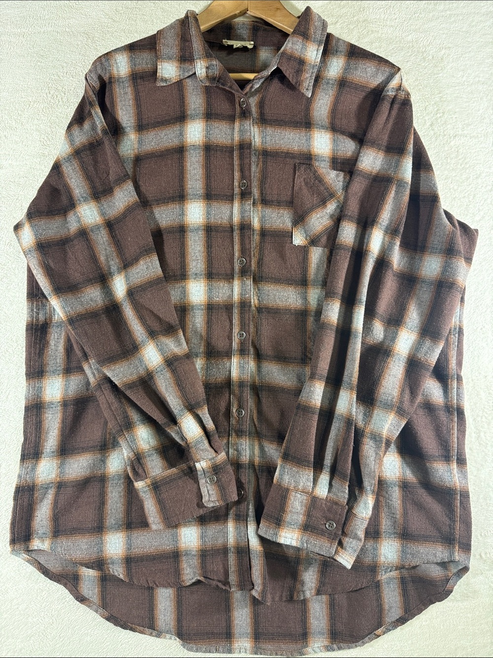 Woman’s oversized flannel Brown and orange